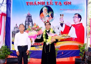 thanh-le-ta-on-cha-hieu-57