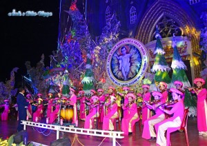 Noel-den-thanh-hung-nghia-21