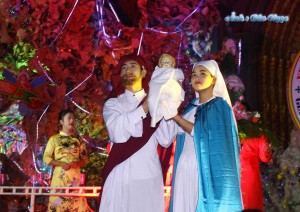 Noel-den-thanh-hung-nghia-35
