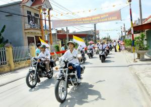 den-thanh-hung-nghia-chau-2017-11