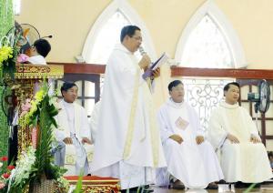den-thanh-hung-nghia-chau-2017-23